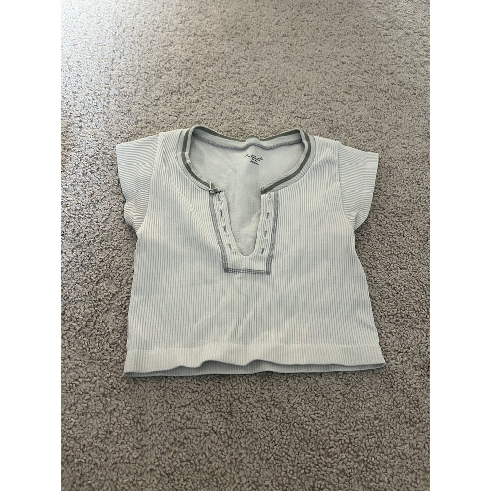 Urban Outfitters Out From Under White Women XS/S Ribbed Cropped Top Go For Gold‎